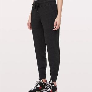 Lululemon Warm Down Jogger Heathered Core Black